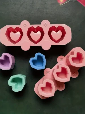 MOLDE DE SILICONA 3D - DISEÑO DE CORAZONES X 3