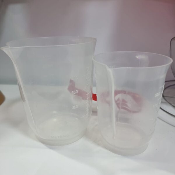 TAZA DE MEDICIÓN TRANSPARENTE