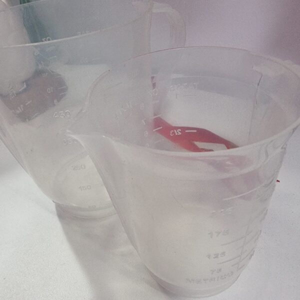 TAZA DE MEDICIÓN TRANSPARENTE